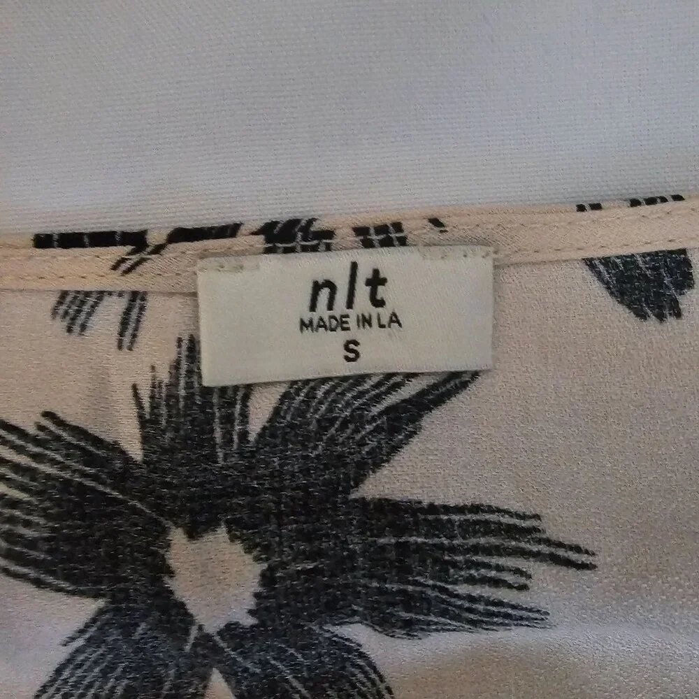 n/t Women's Beige & Black Floral Elastic Waist V-Neckline Maxi Dress Size Small - Picture 6 of 13